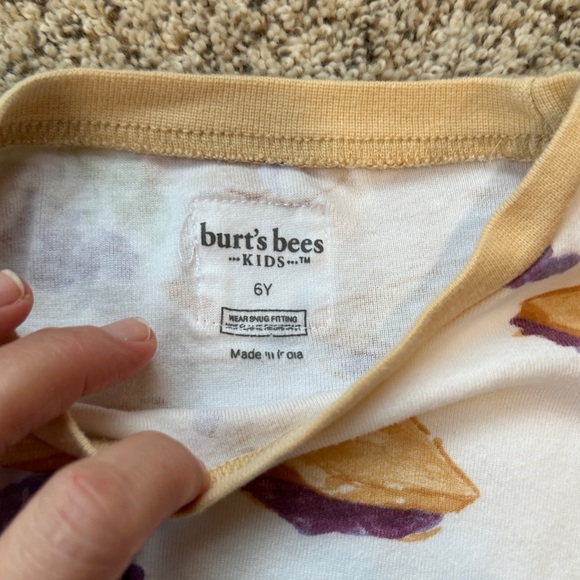 Burt's Bees Girls size 6 Peanut Butter and Grape Jelly Pajama Set - Picture 2 of 5